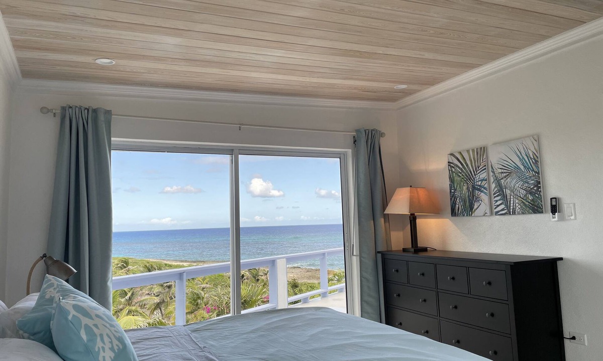 Stella Maris Villa | Two Turtles ocean villa: A new gem on Long Island