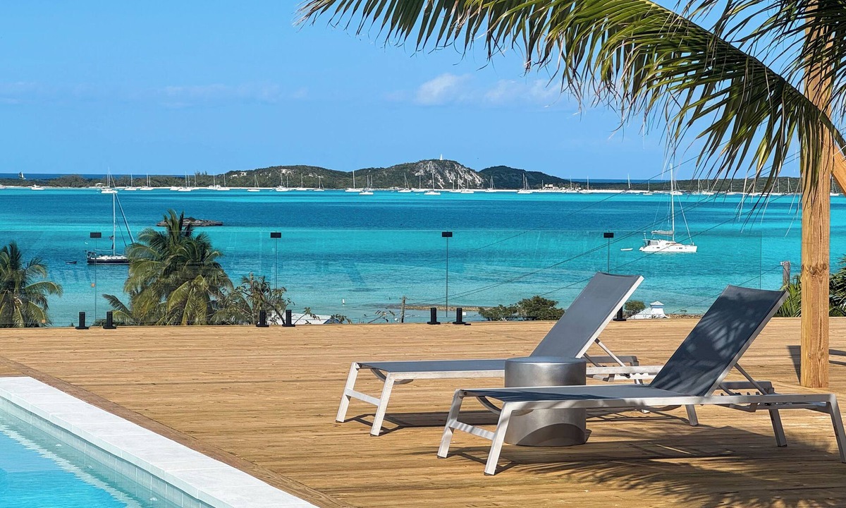George Town House | Ultimate Outdoor Living, In the Heart of Exuma, High above it all