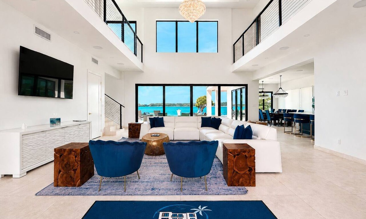 Rokers Point House | Vantage Point Exuma Luxury Villa - Heated Pool