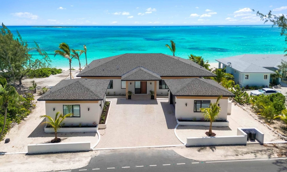 Tar Bay Villa | Villa Summerwinds, New Villa, Beachfront w/Heated Pool, 10% off Butler Services