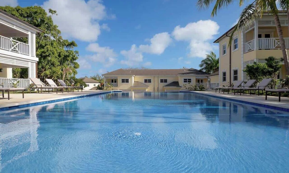 Nassau House | Villa w/Easy Beach Access