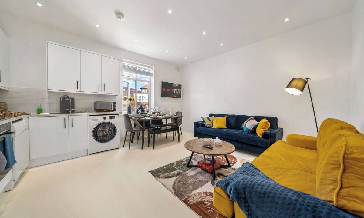 Wembley Central Apartment | Wembley stadium 2 Bedroom Luxury Apartment FREE PARKING & Sleeps 6