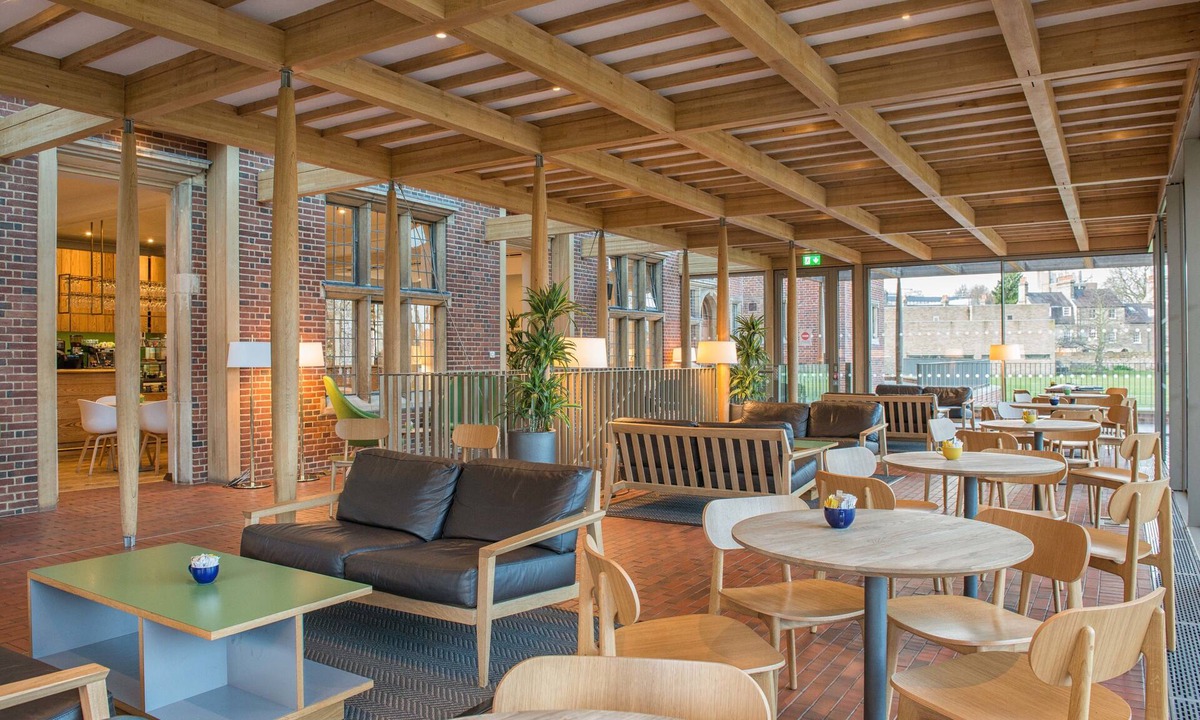 Cambridge City Centre Hostel | West Court - Cambridge - Campus Accommodation