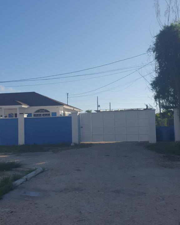 Nassau Apartment | Whispers Lovely 2-Bedroom Unit with Pool