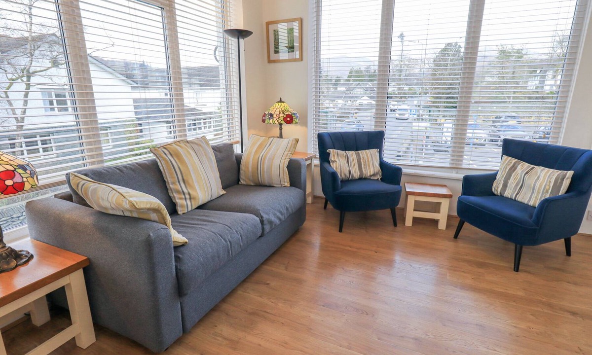 Waterhead Cottage | WINDOWS, family friendly, with a garden in Ambleside