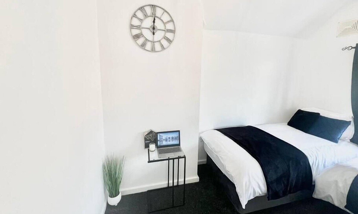 Watford Town Centre Apartment | xcusive properties ltd