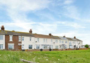 3 bedroom accommodation in Newbiggin-by-the-Sea, near Ashington