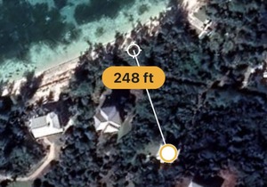 3b/3b, whole house generator, 238 steps to Coco Bay. Sleeps 4-6-8. City water.