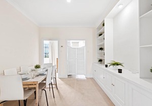 Amazing 4 Bedroom Flat in Fulham