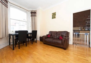 Bright, Rustic Apartment in West Hampstead