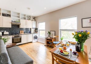 Bright spacious 2 bedroom in Camden/Kentish Town