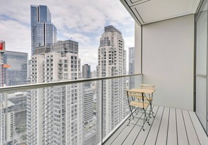 Hip Canary Wharf 2BR w Concierge, Gym & Cinema, by Blueground