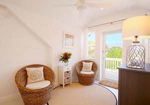 Luxury 3BR Home with Private Pool & Complimentary Golf Cart for Beach Access