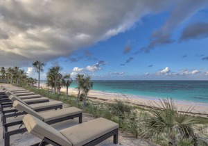 New Luxury Beachfront Villa w/Private Htd Pool, Resort Privileges, Generator