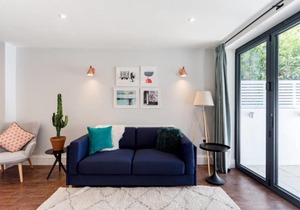 Quirky 2bed apt w/ private patio in West Hampstead