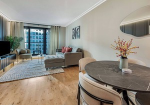 Spacious Two bed Apartment in Canary Wharf, Discovery Dock East by MySquare