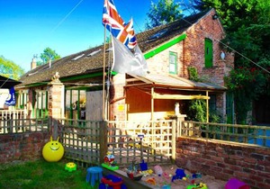 Squirrel Barn in Amerton