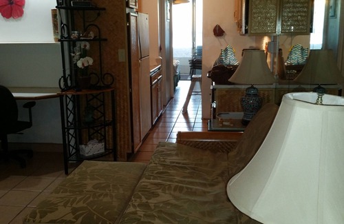 Makaha Condo | Beach condo on ground floor. contact for 30 day or more rental discounts