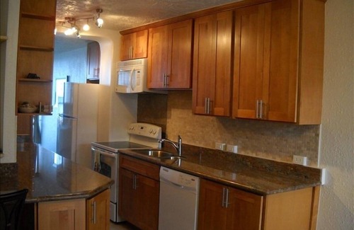 Makaha Condo | Beachfront, Ground Floor Condo - Dream Come True!