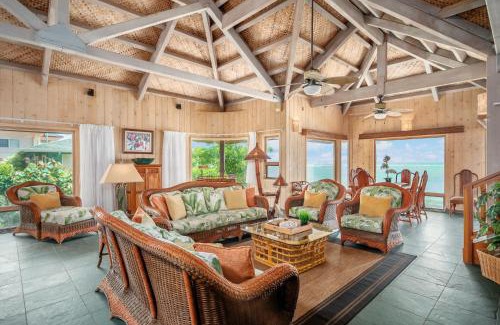 Wailua House | Niulani Lanikai - Kauai Beach House home