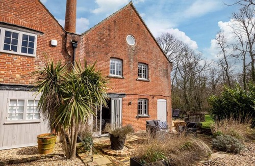 New Forest District House | 1 Bed in Brockenhurst (oc-53042)