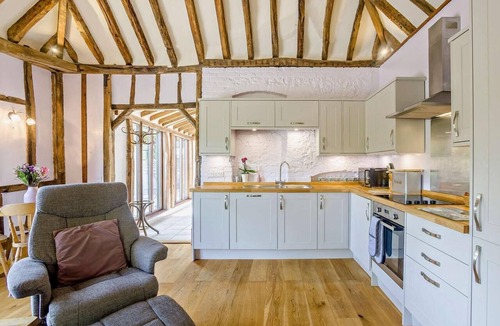 Howlett End Cottage | 1 Bed in Dunmow (oc-51222)