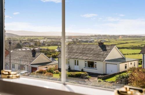 Flookburgh House | 1 Bed in Grange-over-sands oc-85499