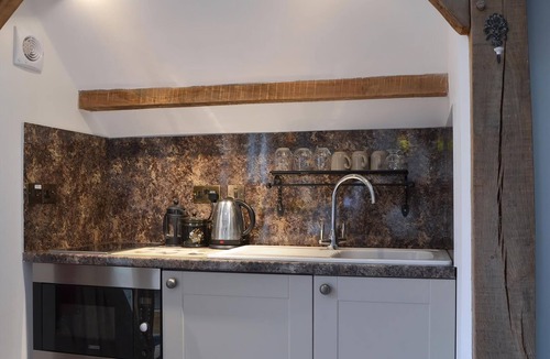 Turville Cottage | 1 bedroom accommodation in Turville, near Henley-on-Thames