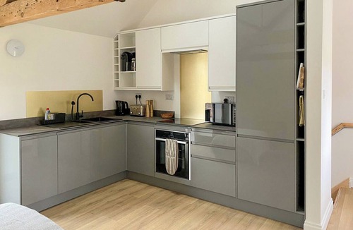 Martin Cottage | 1 bedroom accommodation in Fordingbridge, near Ringwood