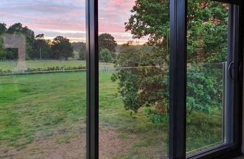 Martin Cottage | 1 bedroom accommodation in Fordingbridge, near Ringwood