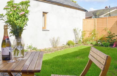 Holsworthy Cottage | 1 bedroom accommodation in Derril, near Bude