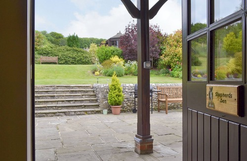 East Meon Cottage | 1 bedroom accommodation in East Meon, Petersfield