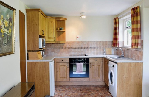 Axminster Cottage | 1 bedroom accommodation in Dalwood, near Axminster