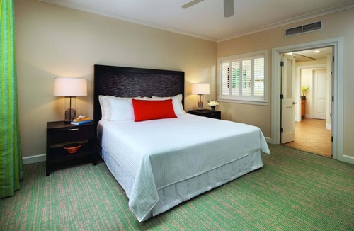 Paradise Island Resort | 1 Bedroom Deluxe Villa, Sleeps 4 at Harborside, Atlantis Resort, Paradise Island