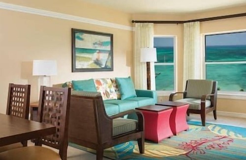Dunmore Town Resort | 1 Harborside Atlantis Beachfront Resort! Bahamas