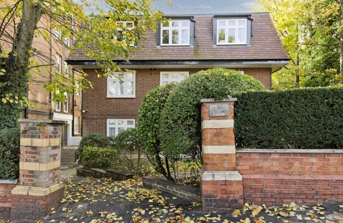 Hampstead Apartment | 100 m² Apartment ∙ 2 bedrooms ∙ 4 guests