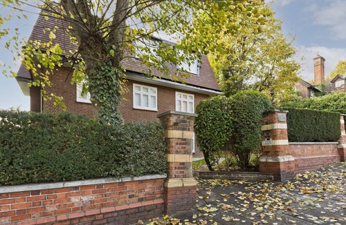 Hampstead Apartment | 100 m² Apartment ∙ 2 bedrooms ∙ 4 guests