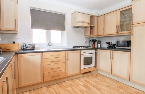 Marchwood Cottage | 19 QUAYSIDE WALK in Marchwood