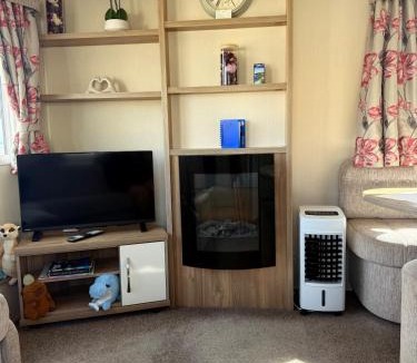 Otterton House | 2-Bed caravan at Ladram Bay holiday Park