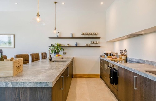 Fourstones Near Bentham Ski Chalet | 2 Bed in Austwick (oc-d30840)