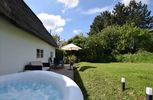 Bedford Cottage | 2 Bed in Bedford (oc-62322)