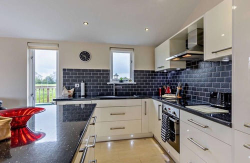 Crewe Ski Chalet | 2 Bed in Crewe (oc-93266)