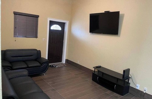 Freeport Apartment | 2 Bedroom 2 bathroom Unit.