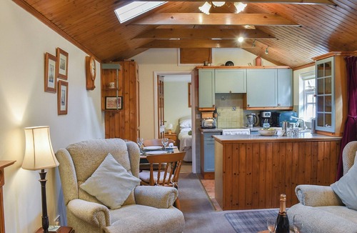 East Knighton Cottage | 2 bedroom accommodation in Winfrith Newburgh