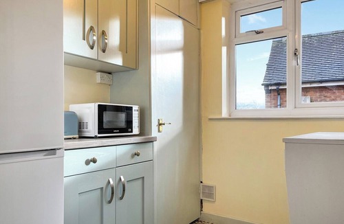 Biddulph Cottage | 2 bedroom accommodation in Stoke-on-Trent