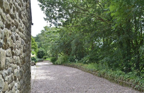 Holestone Moor Cottage | 2 bedroom accommodation in Lumsdale, Tansley Wood, near Matlock