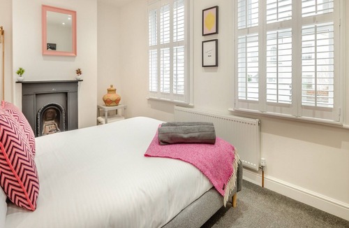 Montpellier Cottage | 2 bedroom accommodation in Cheltenham
