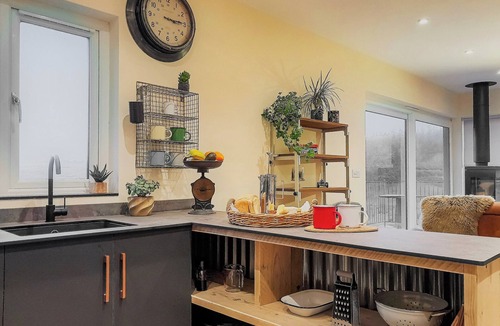 Lewtrenchard Cottage | 2 bedroom accommodation in Lewdown, near Okehampton