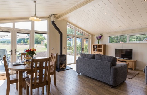 Hassocks Ski Chalet | 2 bedroom accommodation in Hassocks
