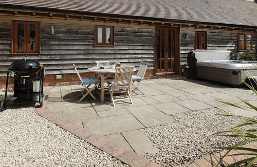 Shrawley Cottage | 2 bedroom accommodation in Lineholt, near Stourport-on-Severn